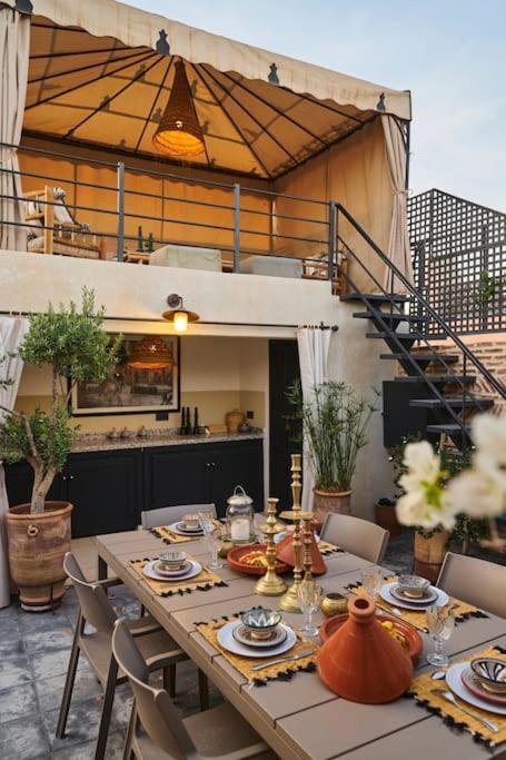 Riad Miloud En Exclusivite 10 P Au Coeur De La Medina Marrakesh Bagian luar foto