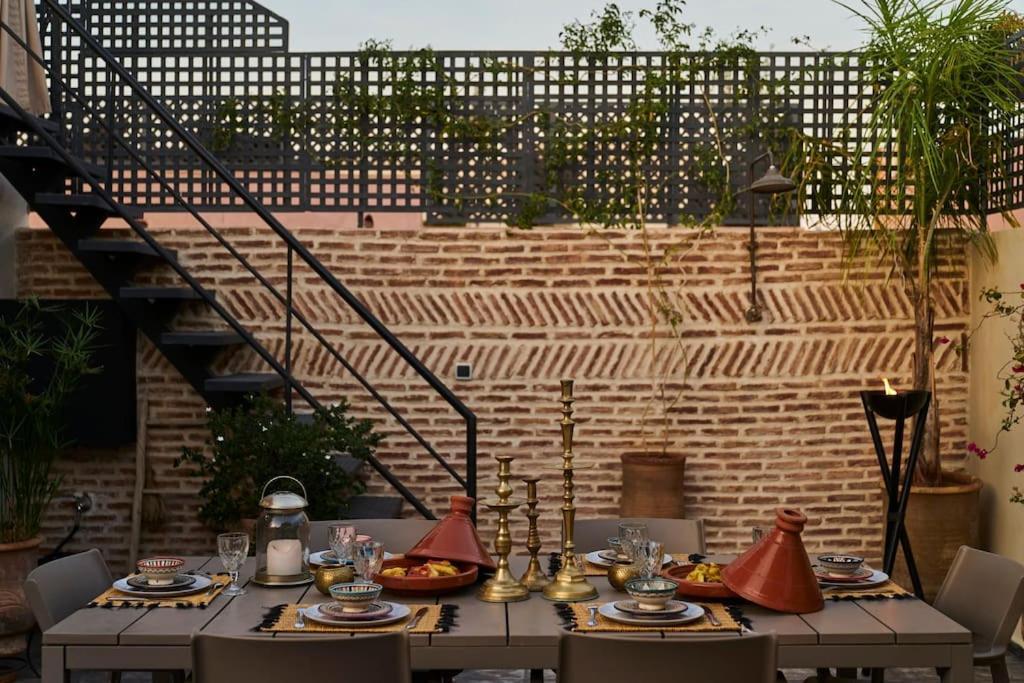 Riad Miloud En Exclusivite 10 P Au Coeur De La Medina Marrakesh Bagian luar foto
