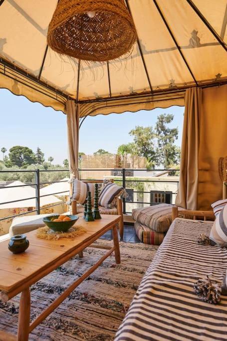 Riad Miloud En Exclusivite 10 P Au Coeur De La Medina Marrakesh Bagian luar foto