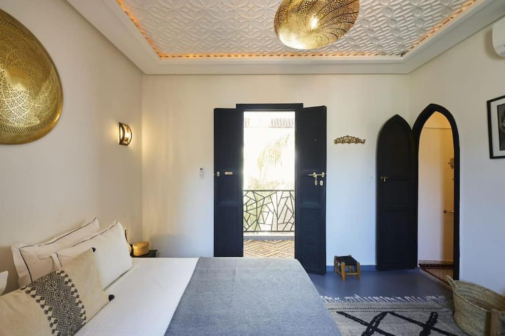 Riad Miloud En Exclusivite 10 P Au Coeur De La Medina Marrakesh Bagian luar foto