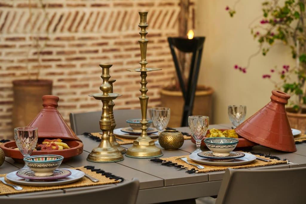 Riad Miloud En Exclusivite 10 P Au Coeur De La Medina Marrakesh Bagian luar foto
